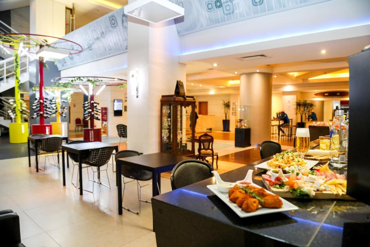 库里提巴佩斯塔纳酒店 外观 照片